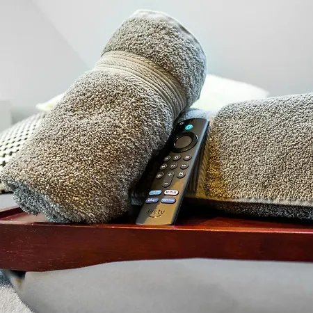 Gesamte - Buero - Kueche - Netflix Nuremberg