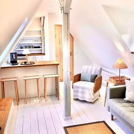 Ludwigstrasse Apartment