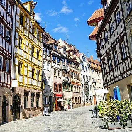 Gemutlich Zentrale Souterraint 65qm Apartment Nuremberg