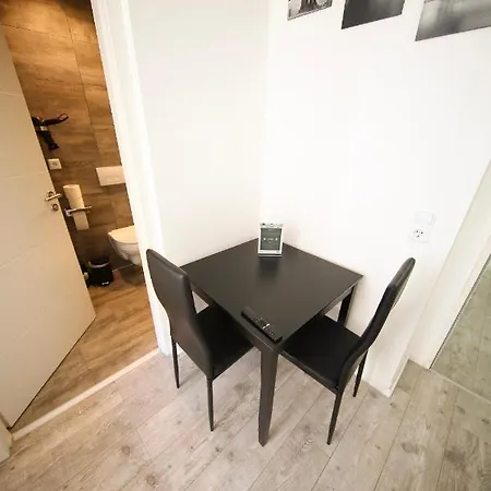 Luxomes: Zentrum Sued * Nuremberg