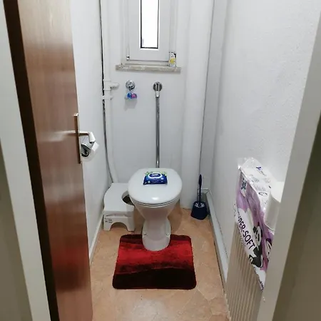 Nearwoehrderseaandstation Guest house