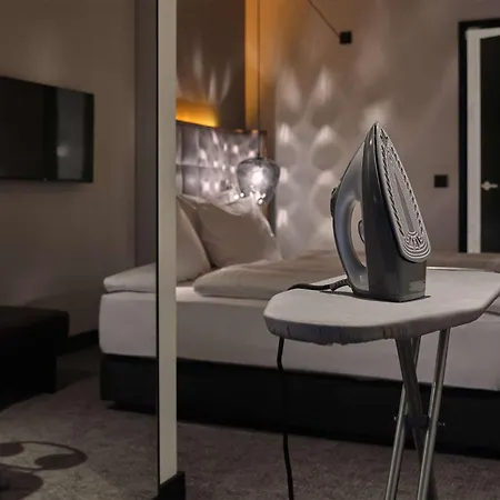 Hotel Adina