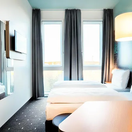 Hotel Nuernberg-west 3*