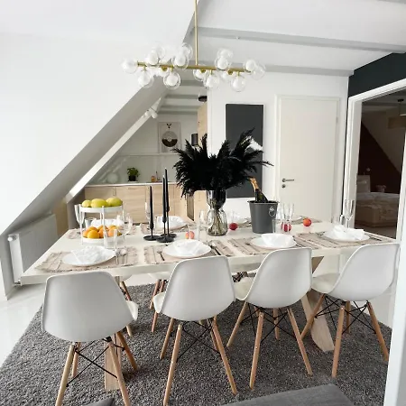 M-style 04 Mit Balkon Und Gasgrill, 24h Self-check-in, Free Parking, Netflix Norimberga
