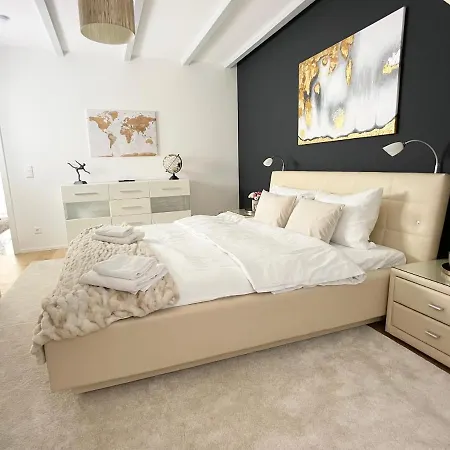 Appartamento M-style 04 Mit Balkon Und Gasgrill, 24h Self-check-in, Free Parking, Netflix Norimberga