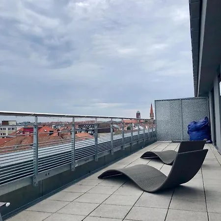 Apartment Exclusive Penthouse With Rooftop In The City *