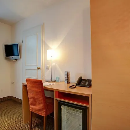 Centro 3*