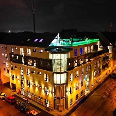 The Penthouse At Eco Smart Aparthotel 4*