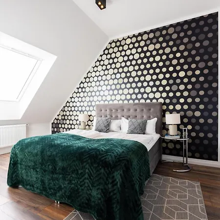 Aparthotel The Penthouse At Eco Smart 4*