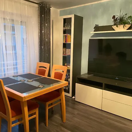 Gemuetliche Familienwohnung In Der Altstadt Apartment