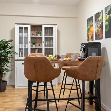 Altstadt - Exklusive 3-zi-wohnung Mit 90 Qm Und Grossem Balkon * Nuremberg