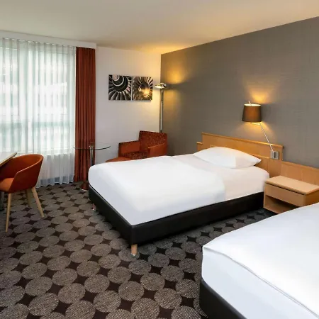 Moevenpick Airport 4* Nuremberga