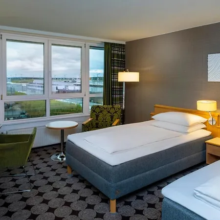 Moevenpick Airport Hotel 4*