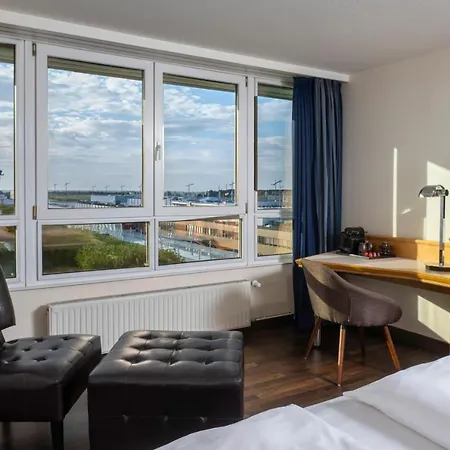 Hotel Moevenpick Airport
