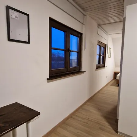 Apartment Messe- Und Ferienwohnung Am Ponyhof