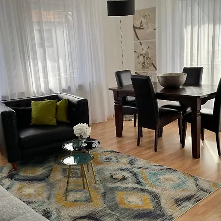 Cosy Auf Zeit Apartment *