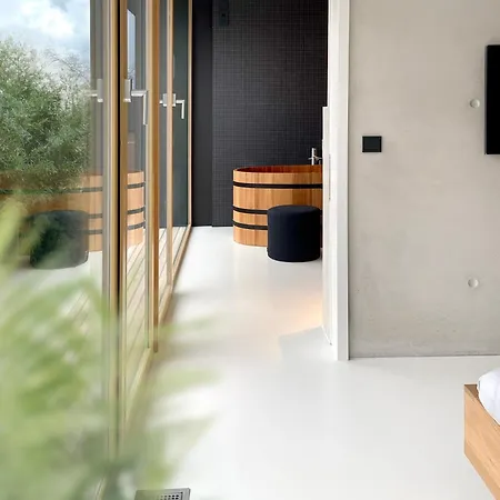 B8 - Exklusive Architektenvilla Fuer 4-10 Personen, Ferienhaus