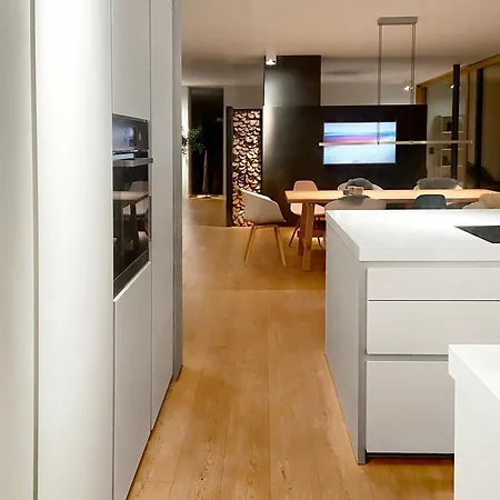 Ferienhaus B8 - Exklusive Architektenvilla Fuer 4-10 Personen,