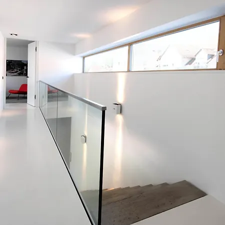 B8 - Exklusive Architektenvilla Fuer 4-10 Personen, Ferienhaus *