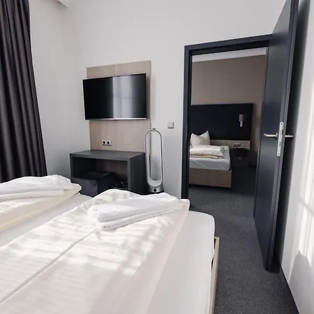 Hotel N9 3*