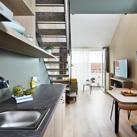 Apart-hotel Living 3*