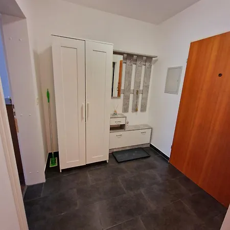 Apartment 2-zimmer Messe-apartment Nbg-langwasser 60qm