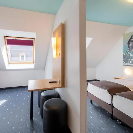 Nuernberg-city Hotel 3*
