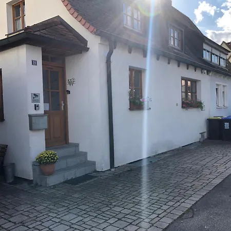 81 Qm, Messe/exhibition Center Apartment *