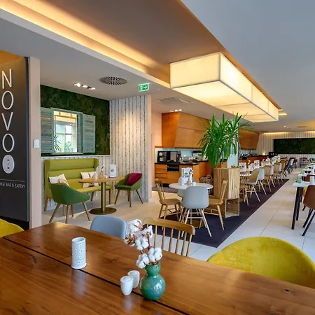 Novotel Am Messezentrum Hotel