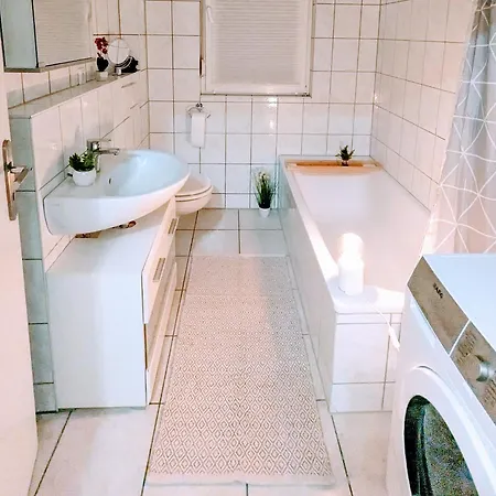 Apartment Nahe Messe Und Zentrum *