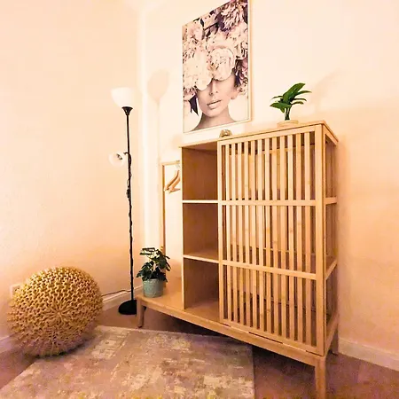 Modernes Nahe Messe Und Zentrum Apartment *