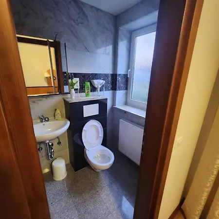 Apartment Einzellzimmer Mit Extra Bad 25 *