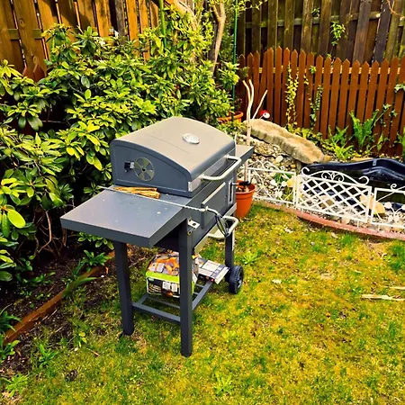 Gartenwohnung Mit Terrasse 2 뉘른베르크