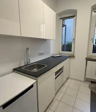 Apartment Upperroom - *