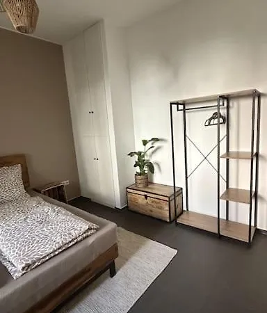 Upperroom - Apartment