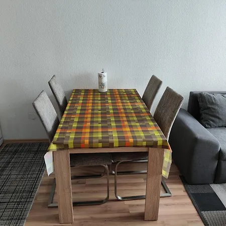 Hog St. Peter Apartment