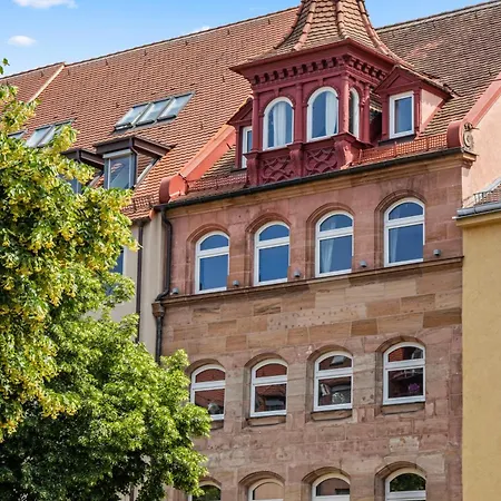 Altstadt - Exklusive 3-zi-wohnung Mit 90 Qm Und Grossem Balkon Apartment