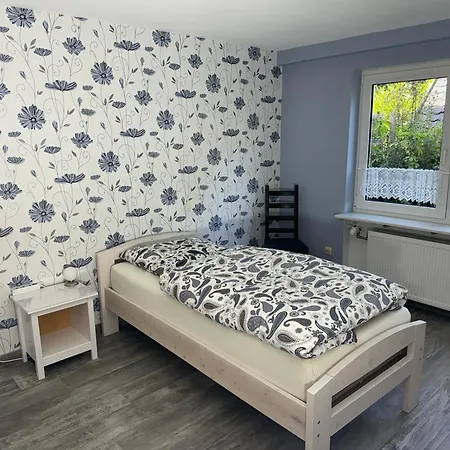 Messe-apartment, 4 Schlafzimmer, 80 Qm, Garten - 6 Km Zur Messe, Verkehrsguenstig, Ruhig, Parkplaetze Apartment Nuremberg