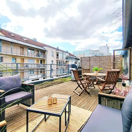 Apartment Design Fuer Bis Zu 4 Im 2 Og, Modern, Dachterrasse, Grill, Ruhige Lage, Plus, Wii, Lan Und Wlan *