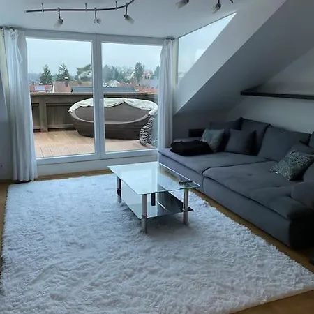 Apartment Helles, Modernes