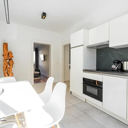Apart-hotel Nurban 2