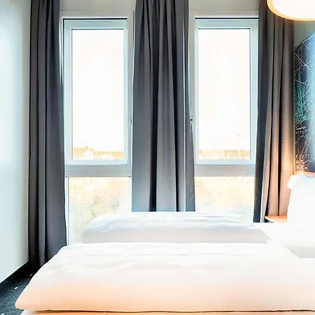 Nurnberg-west Hotel *
