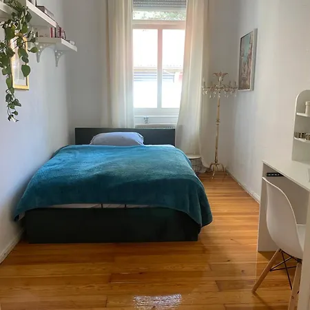Privat Zimmer *
