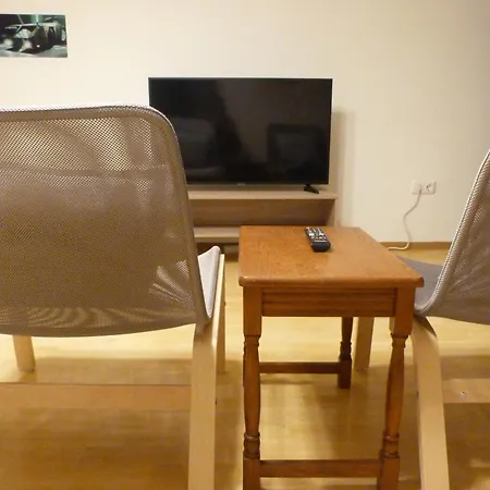 Apartment In Zu Vermieten *