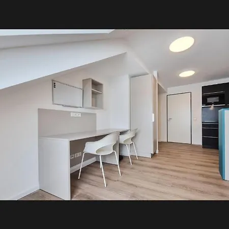 Modern Selfcheck In Apartment *