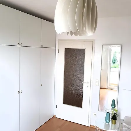 Gemuetliches 1-zi Apartment, Balkon Nuremberg