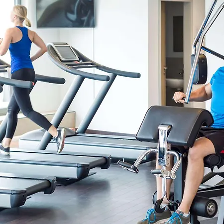 Novotel Nuernberg Centre Hotel 4*