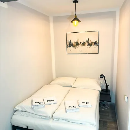 Oldtown By Staystay, Close To Castle & Main Market Square Apartment *