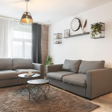 Oldtown By Staystay, Close To Castle & Main Market Square Apartment *
