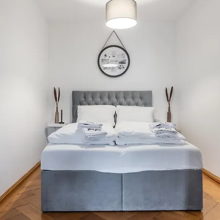 Apartment Oldtown By Staystay, Close To Castle & Main Market Square Nürnberg